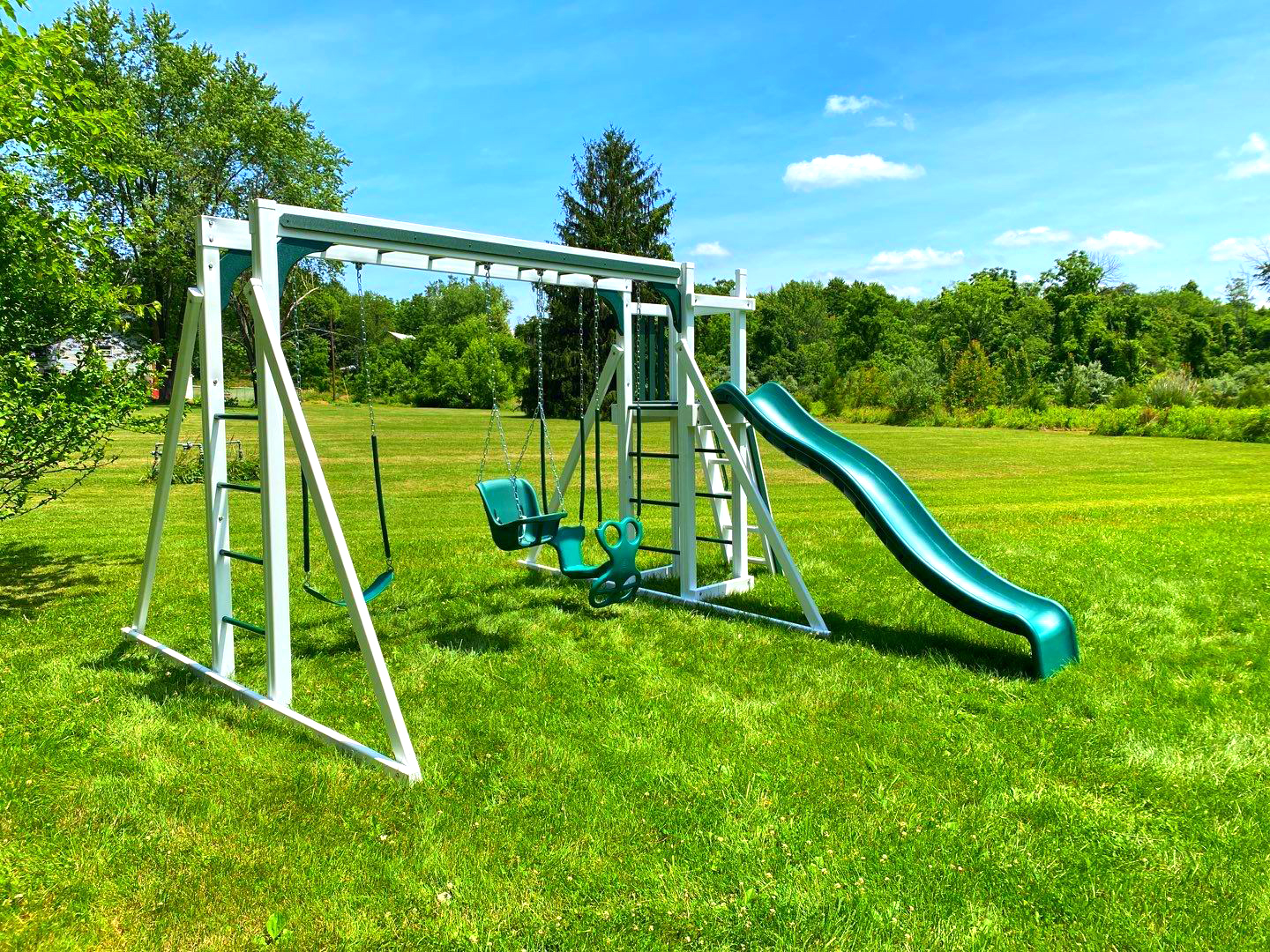 Swing Set Cleaning Guide