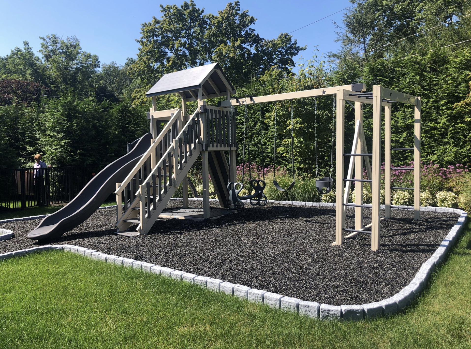 swing sets in New Haven Connecticut